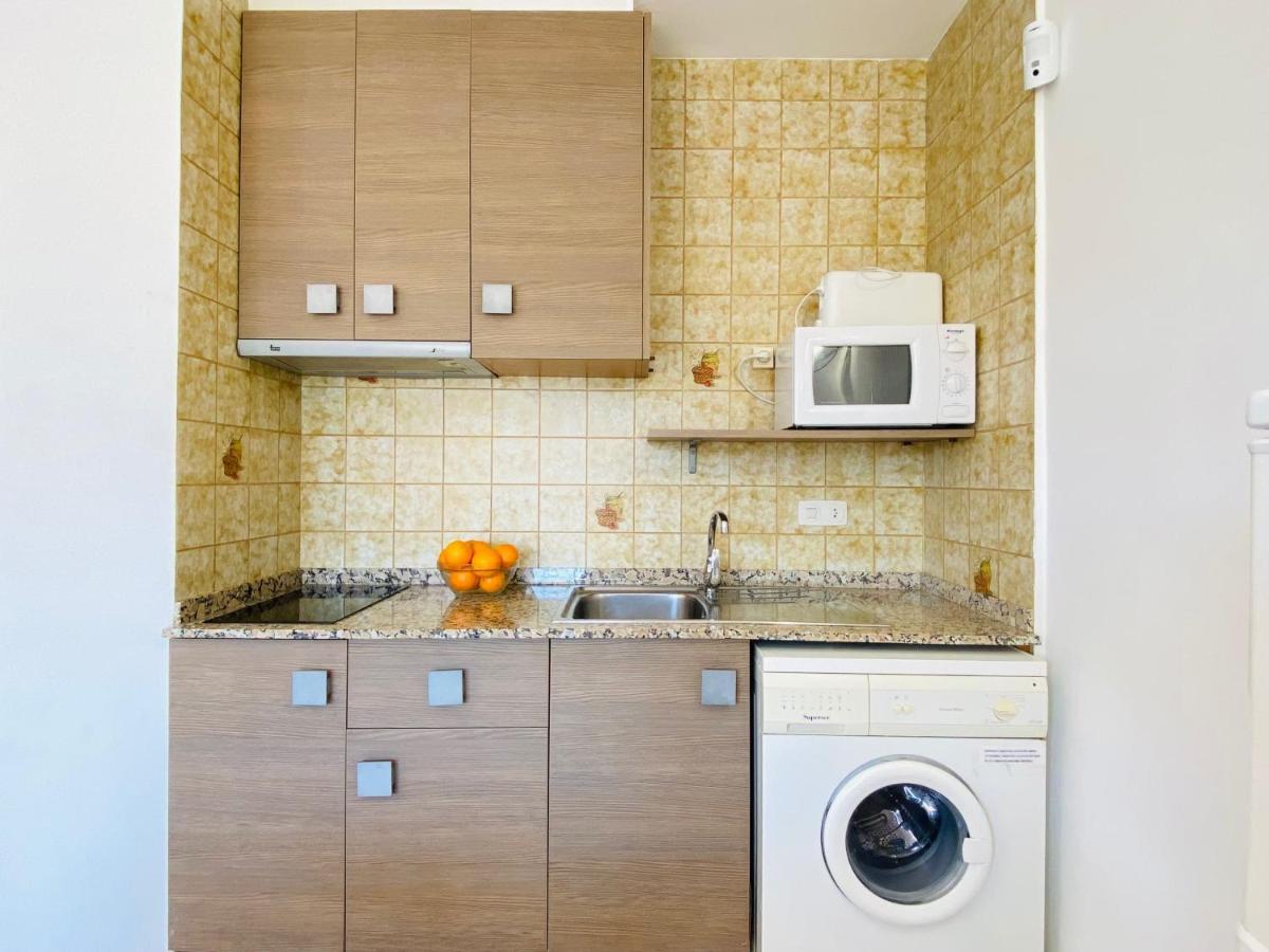 Apartamentos Aquarium. روساس المظهر الخارجي الصورة