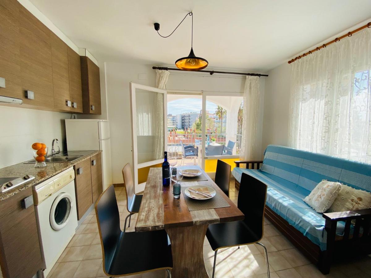 Apartamentos Aquarium. روساس المظهر الخارجي الصورة